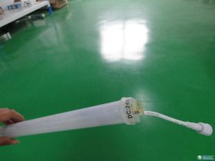 廠家直供LED數(shù)碼管、護(hù)欄管、洗墻燈、投光燈及全彩六段燈具——世界工廠網(wǎng)產(chǎn)品解析